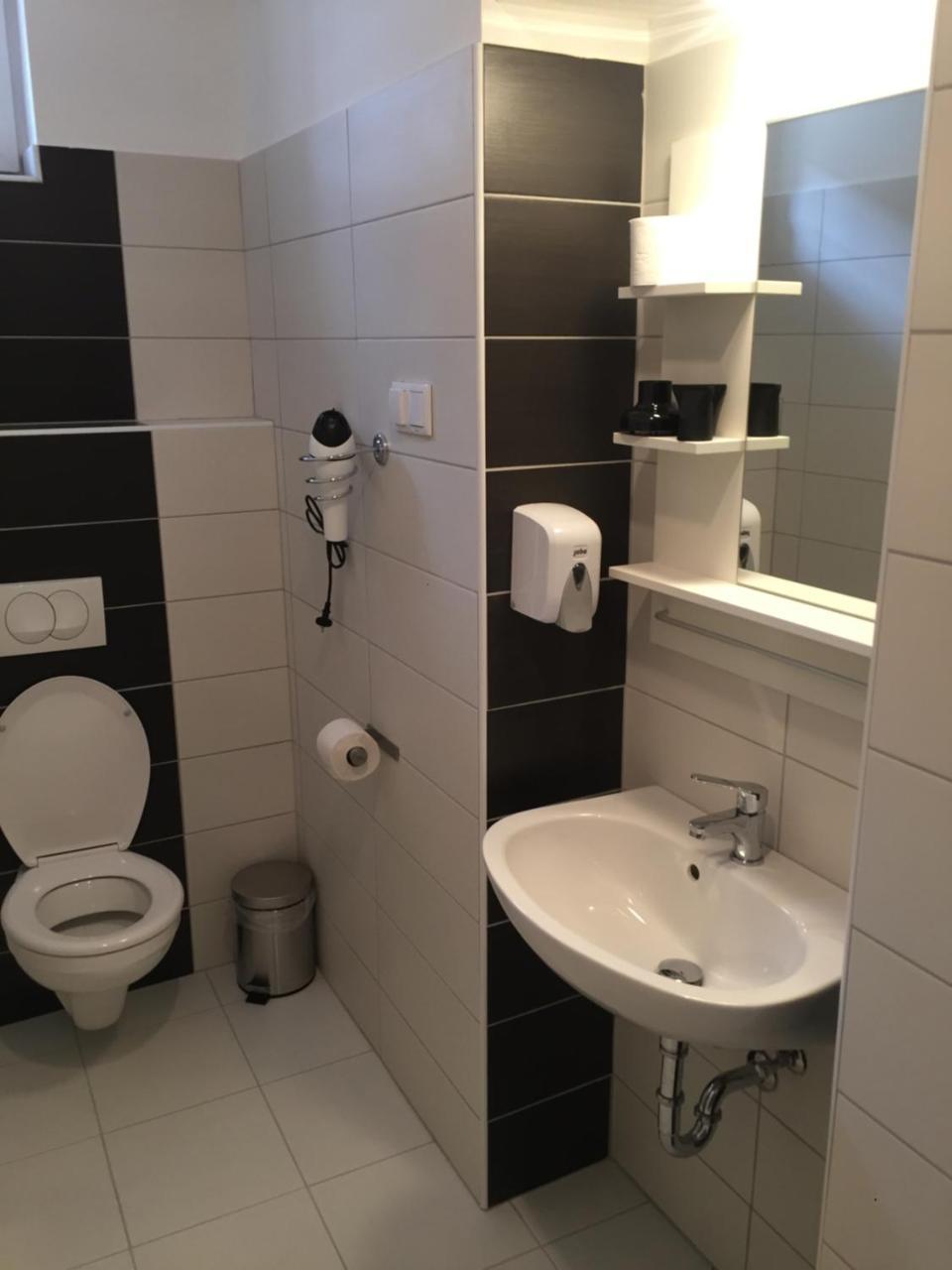 Pizza Tabor Apartman Miskolc Exterior photo