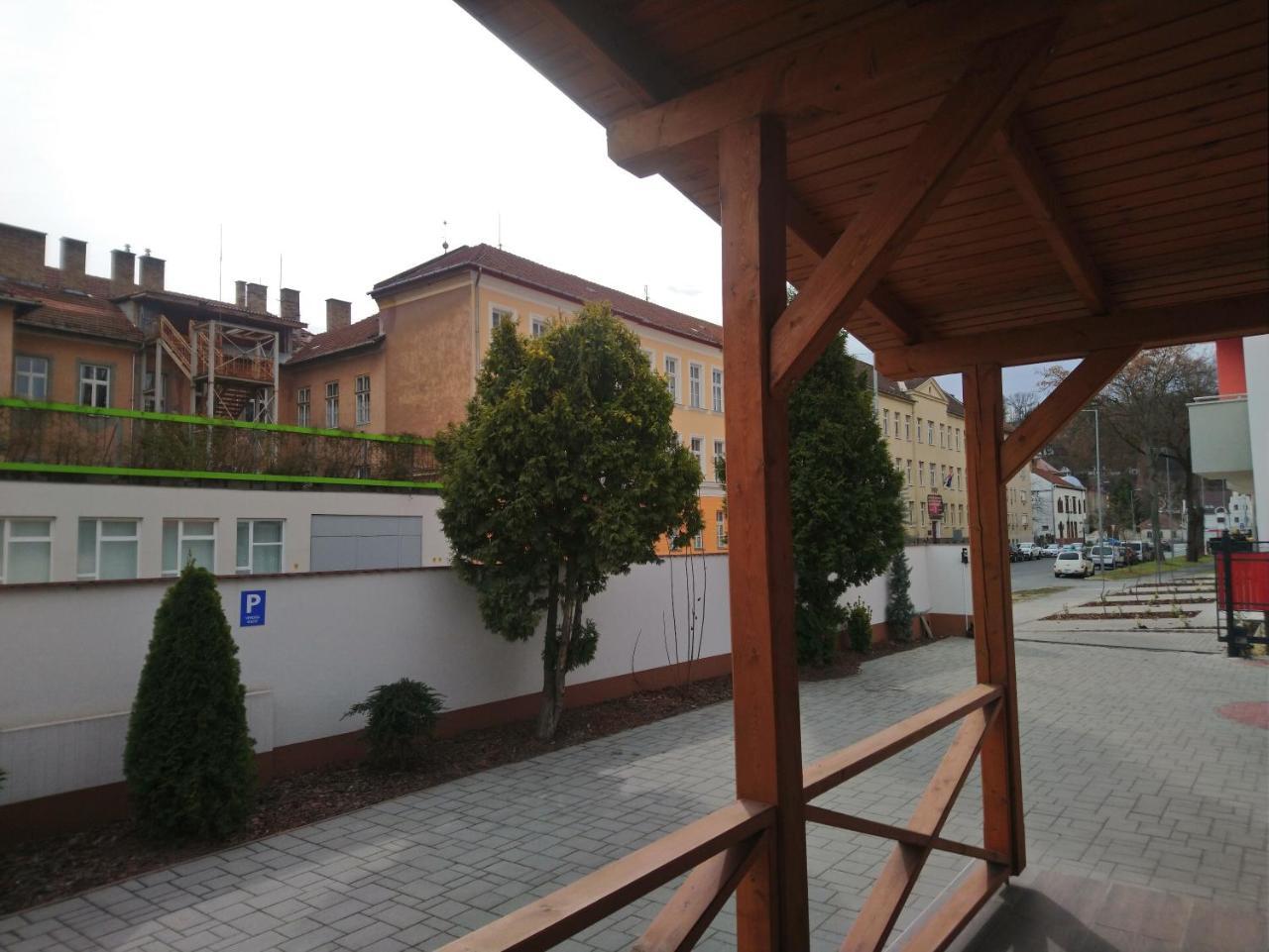 Pizza Tabor Apartman Miskolc Exterior photo